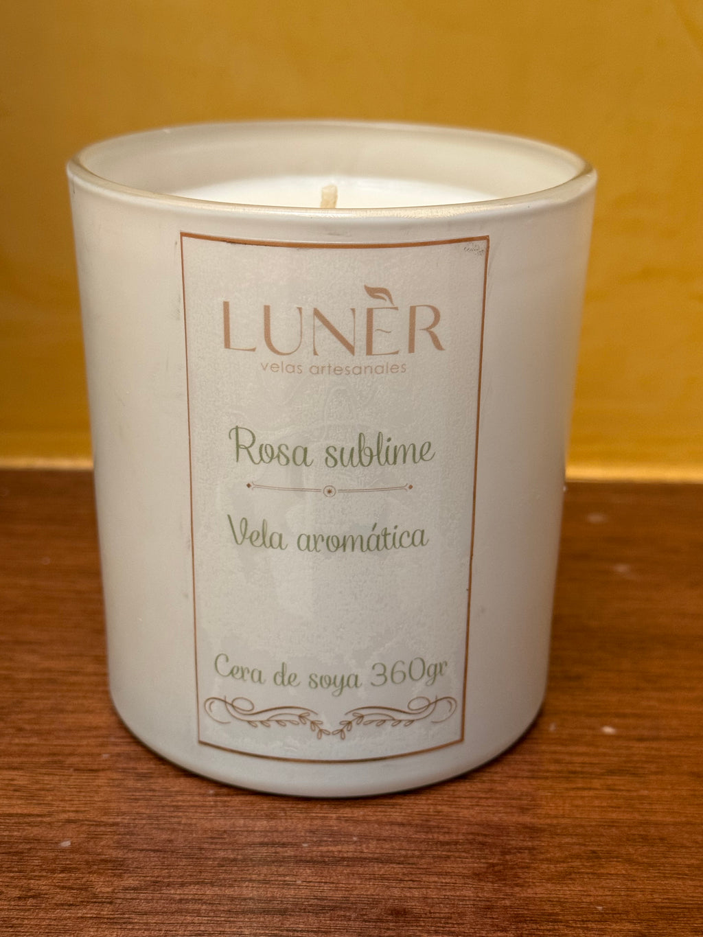 Vela aromática: 360gr de rosa sublime